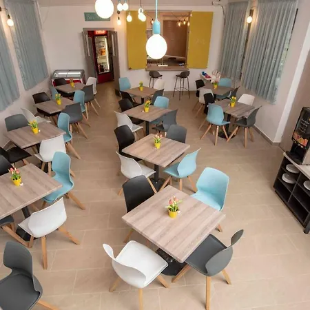 Magaspart Panzio 3* Balatonföldvár