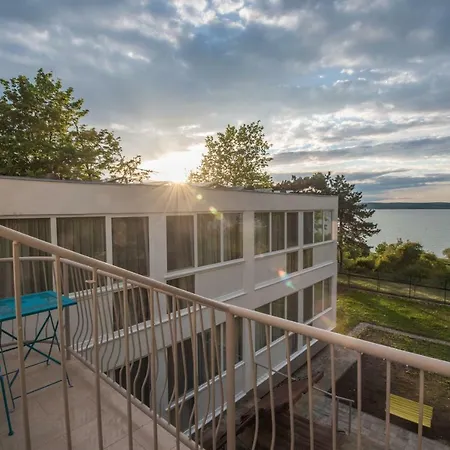 Hotel Magaspart Panzio 3*