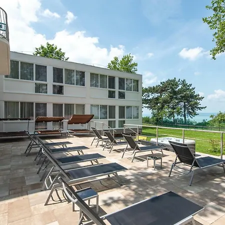 Magaspart Panzio Balatonfoldvar