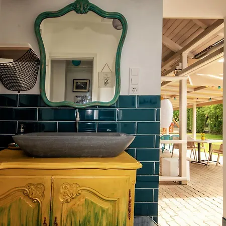 Magaspart Panzio Hotel