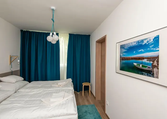 מלון Magaspart Panzio Balatonföldvár