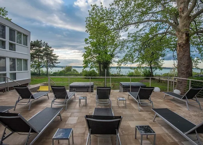 Magaspart Panzio Balatonföldvár