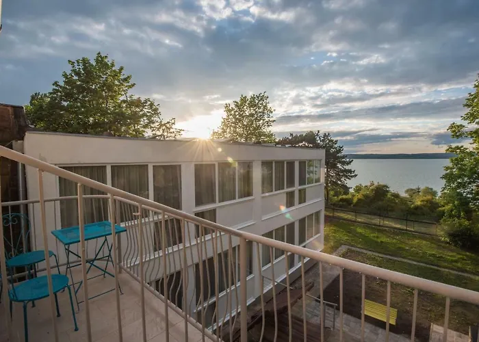 Hotel Magaspart Panzio 3*