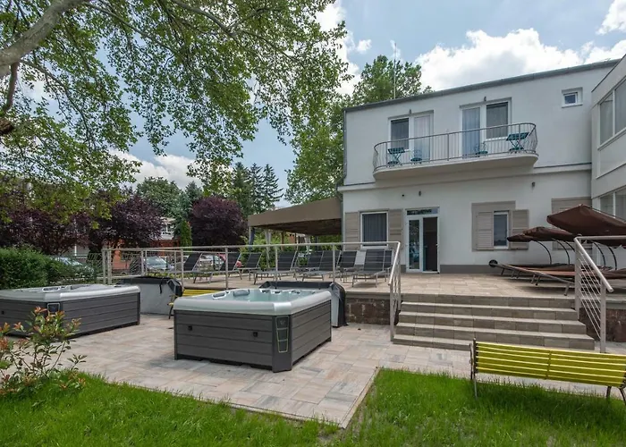 Magaspart Panzio Balatonföldvár